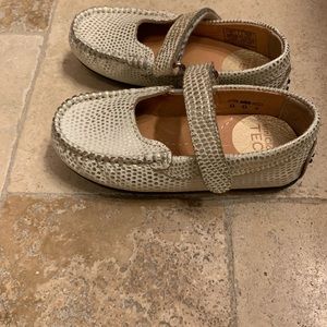Toddler girls shoes